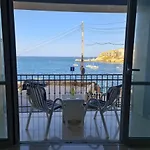 아파트 Seabreeze Waterfront Flat