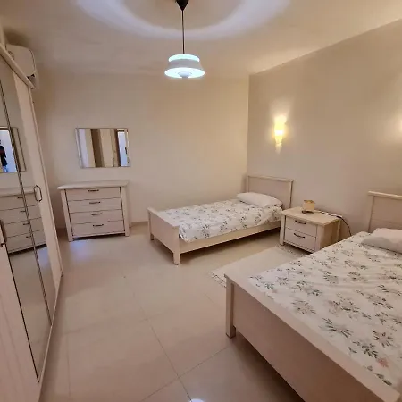 Seabreeze Waterfront Flat