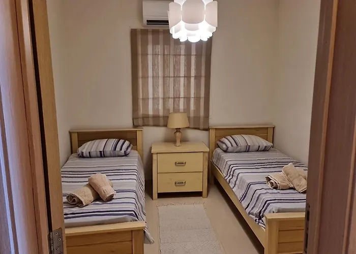 Διαμέρισμα Seabreeze Waterfront Flat Zebbug (Gozo)